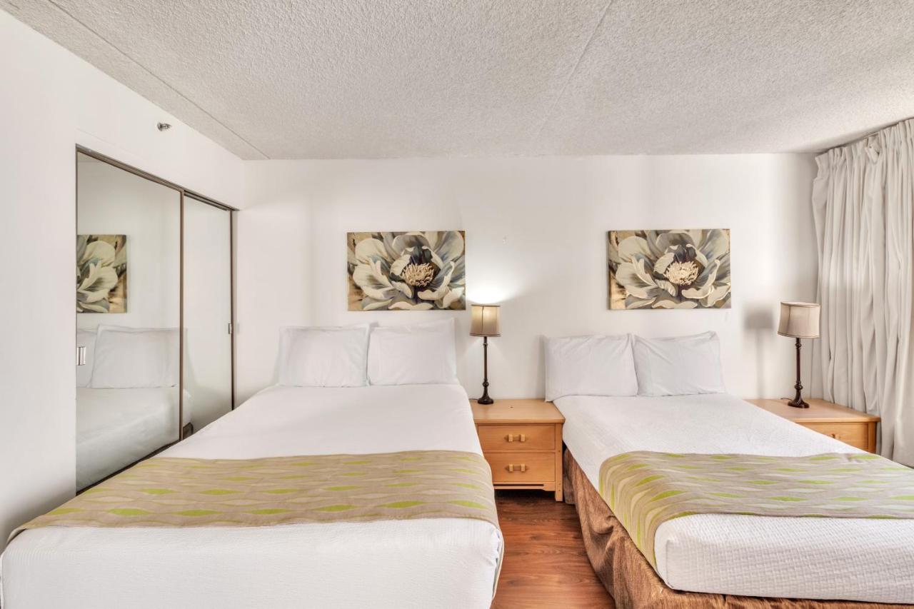 Sea View Condos At The Waikiki Banyan - Free Parking! Honolulu Luaran gambar