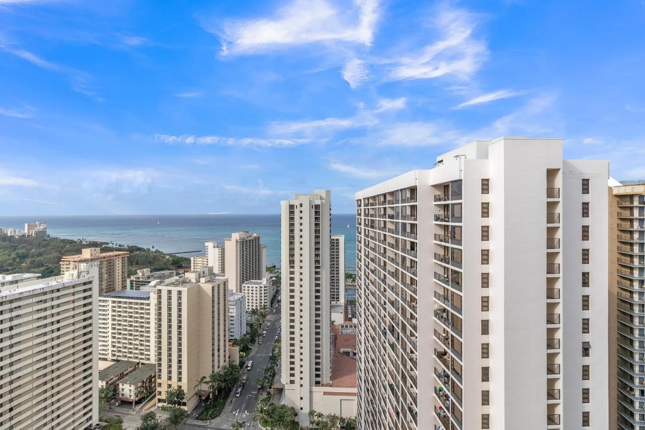 Sea View Condos At The Waikiki Banyan - Free Parking! Honolulu Luaran gambar